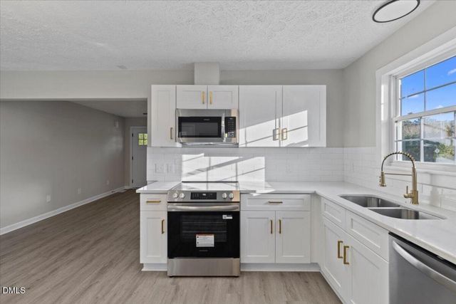 1144 Aquilla Road, Benson, NC 27504