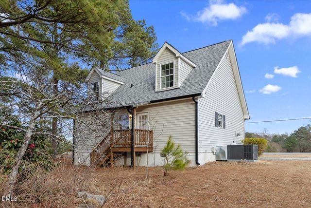 1144 Aquilla Road, Benson, NC 27504