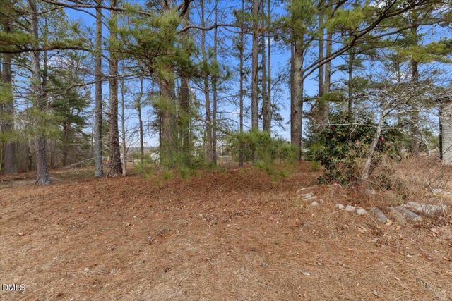 1144 Aquilla Road, Benson, NC 27504