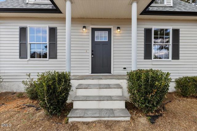 1144 Aquilla Road, Benson, NC 27504