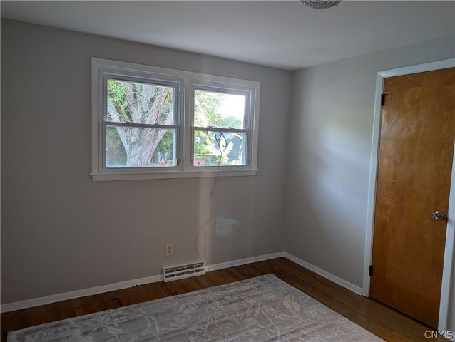 112 Pinewood Drive, Clay, NY 13090