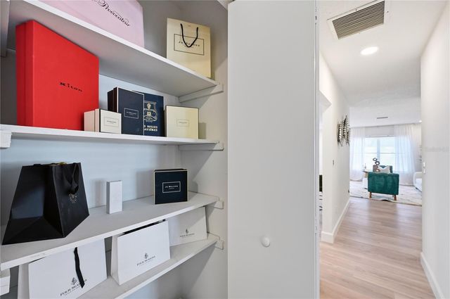 13926 CHERRY DALE LANE, Tampa, FL 33618