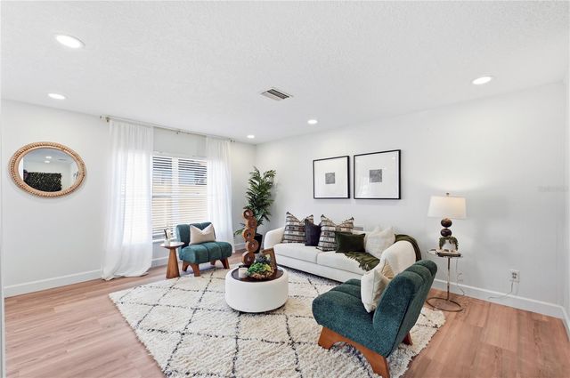 13926 CHERRY DALE LANE, Tampa, FL 33618