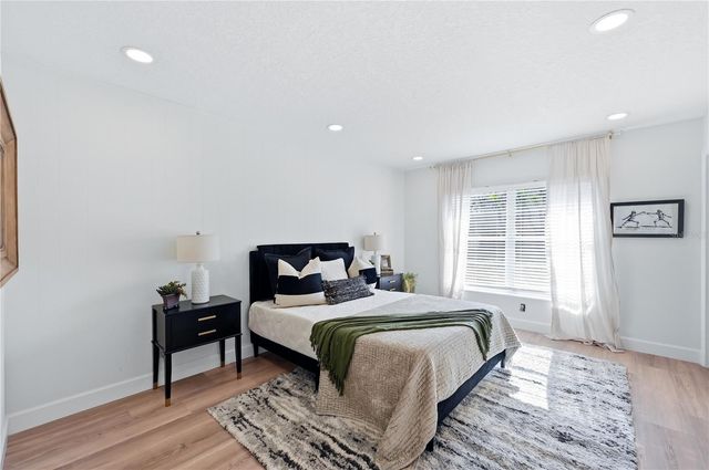 13926 CHERRY DALE LANE, Tampa, FL 33618