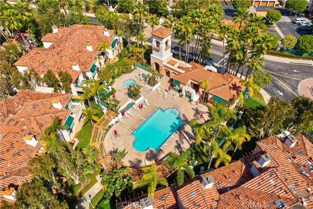172 Villa Point Drive, Newport Beach, CA 92660