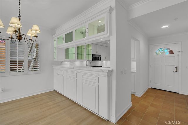 172 Villa Point Drive, Newport Beach, CA 92660