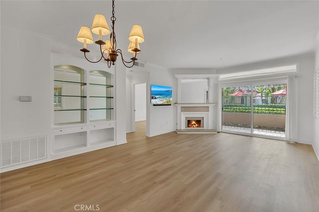 172 Villa Point Drive, Newport Beach, CA 92660