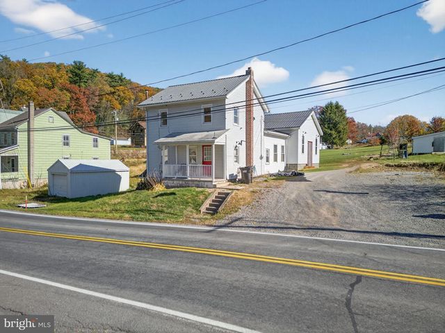 1238 ERDMAN RD, Lykens, PA 17048