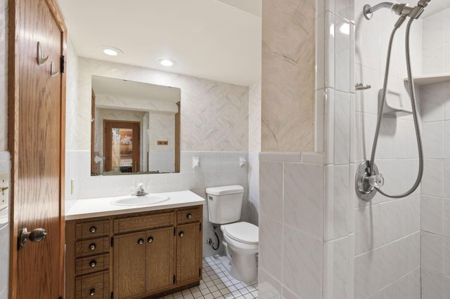 5101 Oxford Avenue, Edina, MN 55436