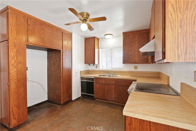 818 Euclid, Long Beach, CA 90804