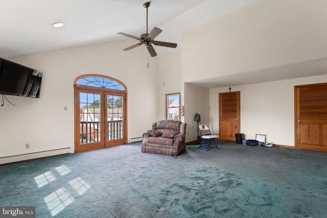 68 YALE RD, Havertown, PA 19083