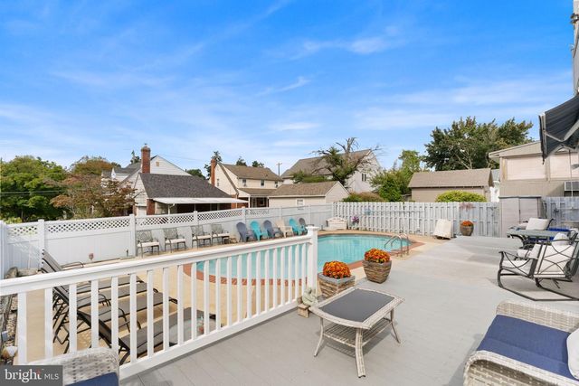 68 YALE RD, Havertown, PA 19083