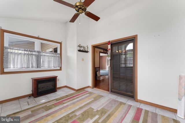 68 YALE RD, Havertown, PA 19083