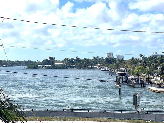 355 Virginia Street, Hollywood, FL 33019