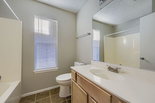 1118 Colbert Lane, Duncanville, TX 75137