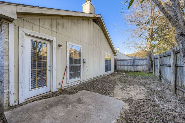 1118 Colbert Lane, Duncanville, TX 75137