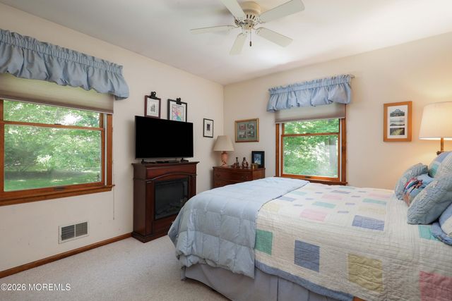 301 Buchanan Boulevard, Red Bank, NJ 07701