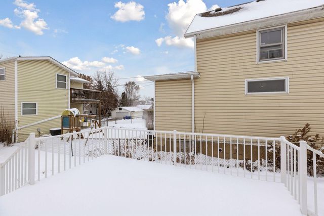 255 Curtice Street E, Saint Paul, MN 55107