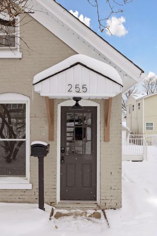 255 Curtice Street E, Saint Paul, MN 55107