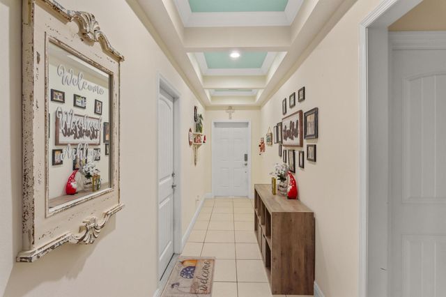 2671 SE Caladium Avenue, Port St Lucie, FL 34952