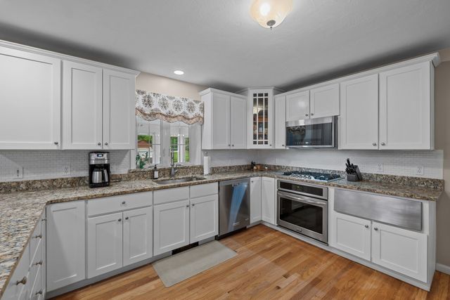 114 Elmwood Avenue, Holden, MA 01520