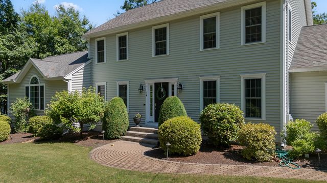 114 Elmwood Avenue, Holden, MA 01520