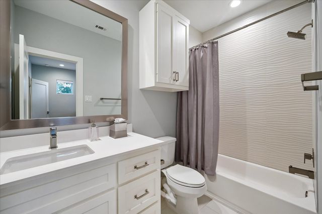 223 Malone Street, Houston, TX 77007