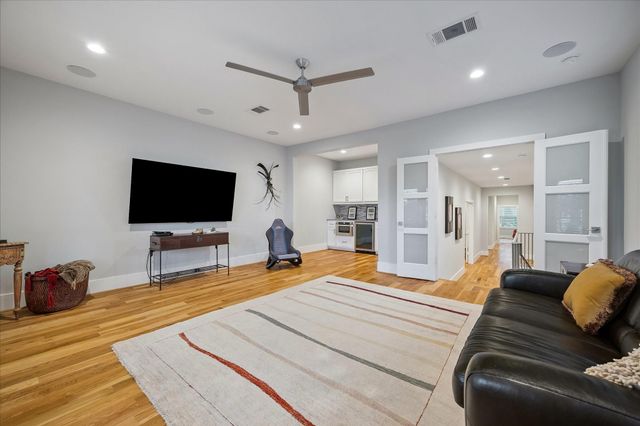 223 Malone Street, Houston, TX 77007