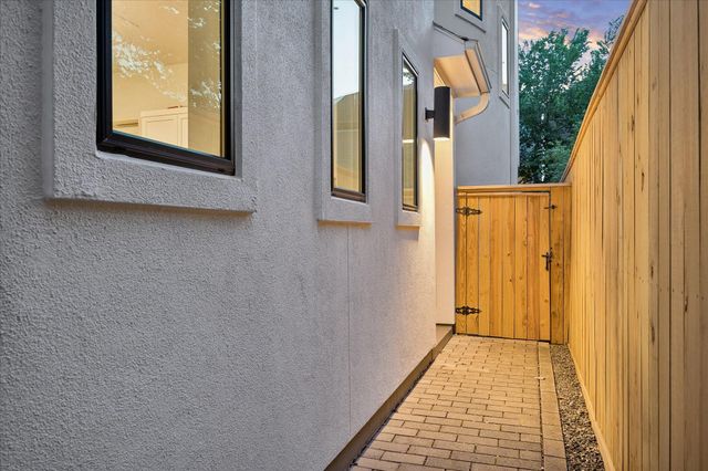 223 Malone Street, Houston, TX 77007