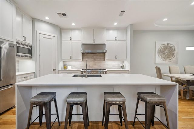 223 Malone Street, Houston, TX 77007