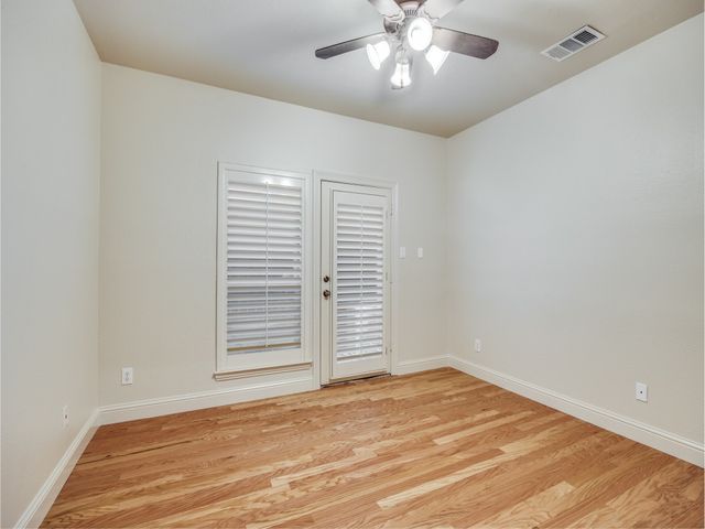 4330 Cole Avenue H, Dallas, TX 75205