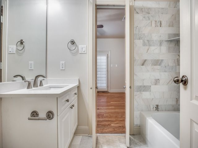 4330 Cole Avenue H, Dallas, TX 75205