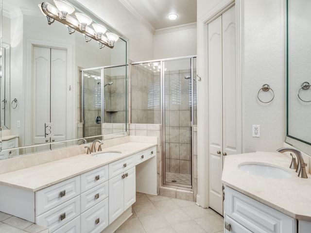 4330 Cole Avenue H, Dallas, TX 75205