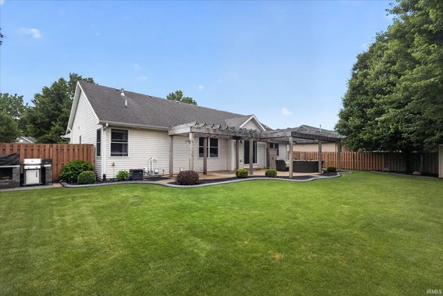 2419 Redspire Boulevard, Goshen, IN 46526