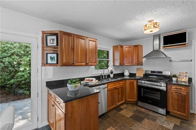 1619 Moncrief Circle, Decatur, GA 30033