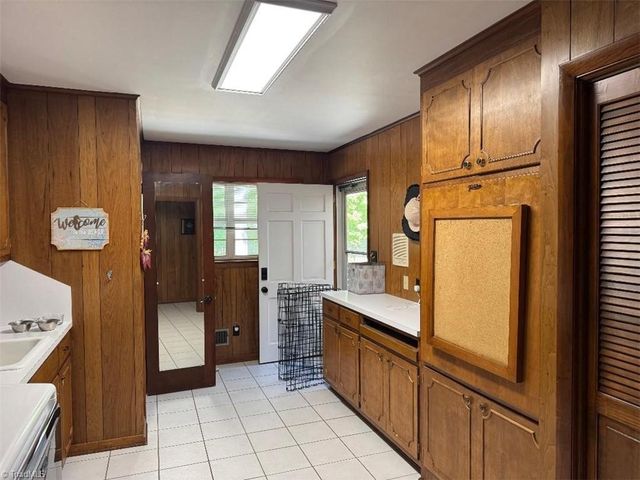 3502 Nc Highway 8, Lexington, NC 27292