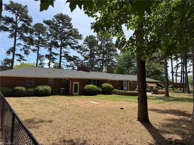 3502 Nc Highway 8, Lexington, NC 27292
