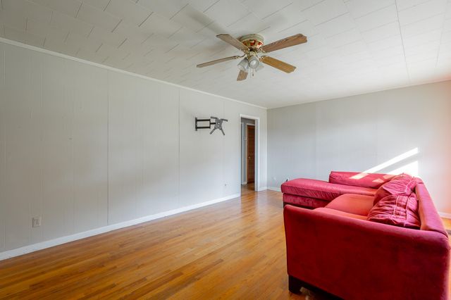 756 Blythe Ferry Road, Dayton, TN 37321