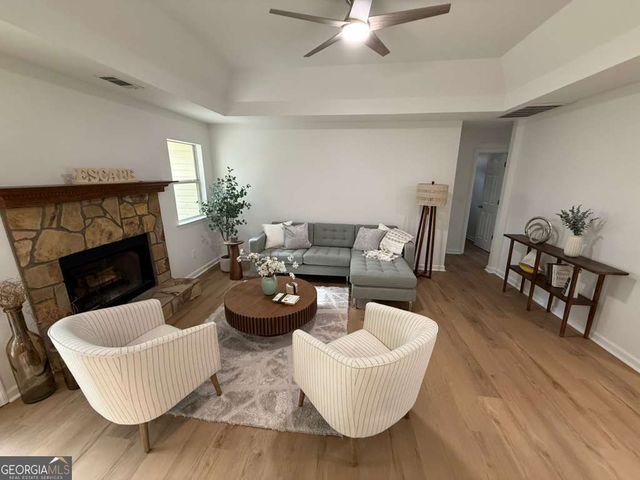 35 Lindsey Lane, Sharpsburg, GA 30277