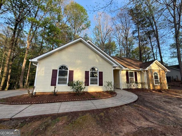 35 Lindsey Lane, Sharpsburg, GA 30277