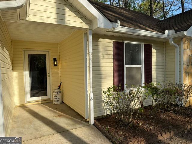 35 Lindsey Lane, Sharpsburg, GA 30277