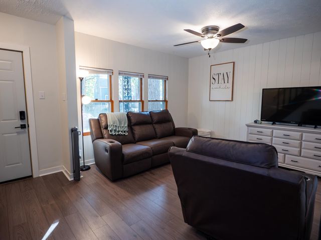 604 HAZEL Street, Council Bluffs, IA 51503