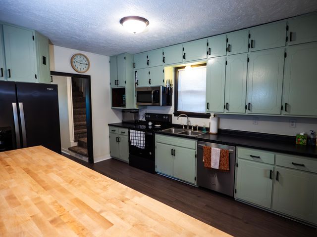 604 HAZEL Street, Council Bluffs, IA 51503