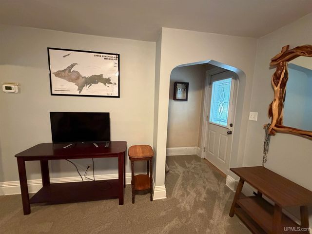 217 Mesnard Street, Marquette, MI 49855