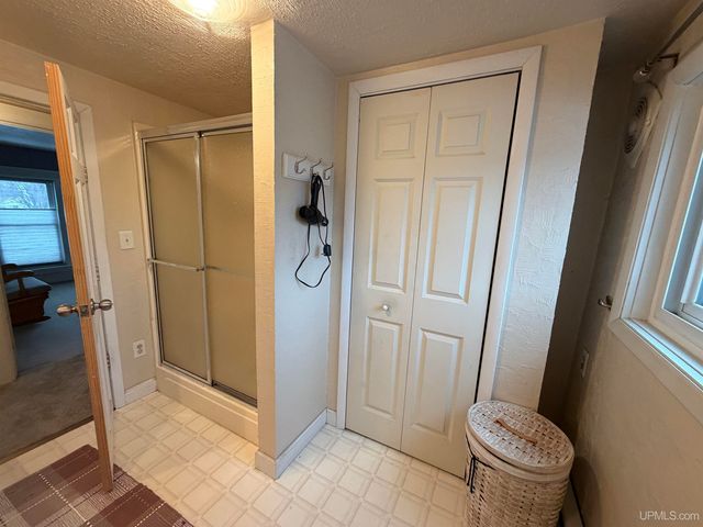 217 Mesnard Street, Marquette, MI 49855