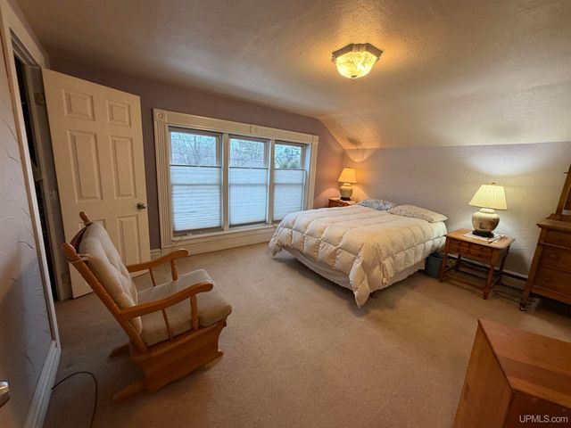 217 Mesnard Street, Marquette, MI 49855