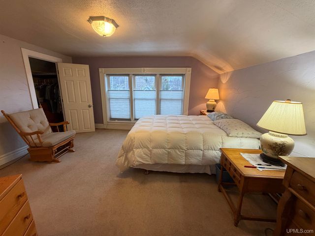 217 Mesnard Street, Marquette, MI 49855