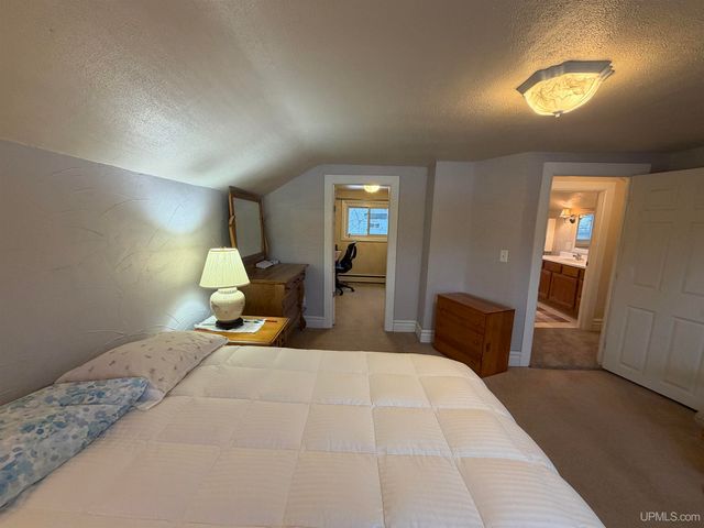 217 Mesnard Street, Marquette, MI 49855