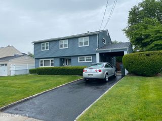 169 Southwood Drive, Old Bridge, NJ 08857