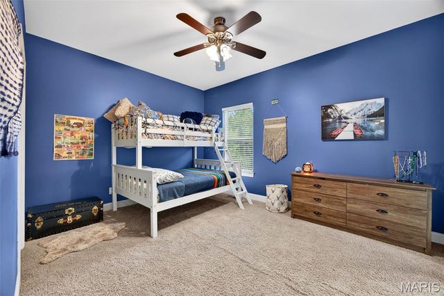 704 Wyndgate Estates Drive, Des Peres, MO 63131